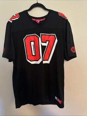 DC Shoes Football style athletic jersey black